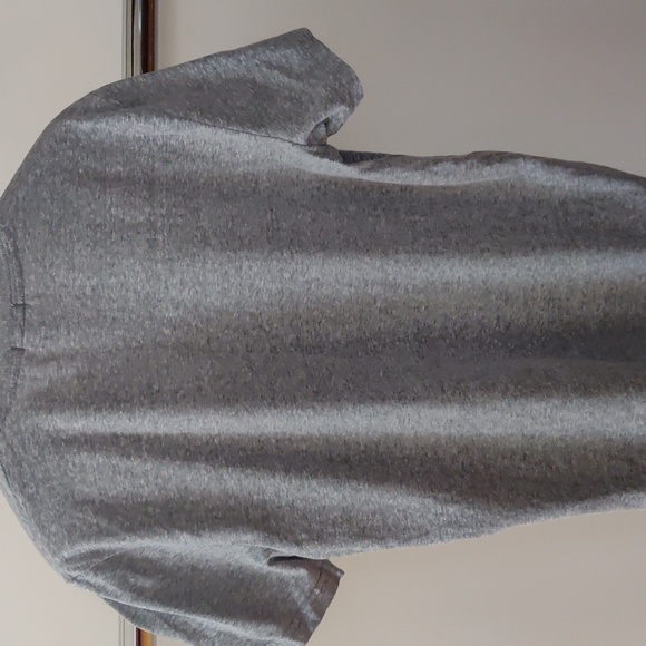 Abercrombie & Fitch T Shirt - Picture 4 of 4